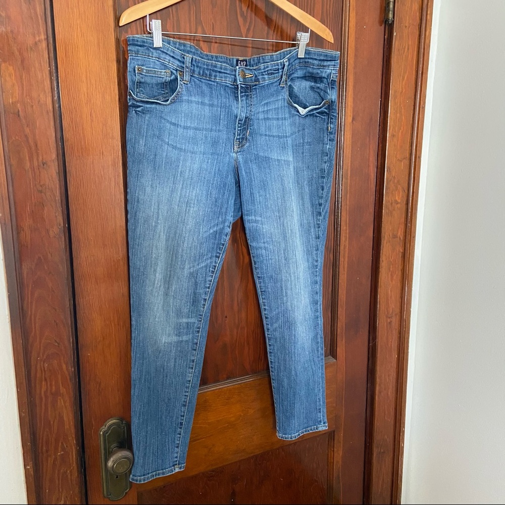 Gap: Skinny Jeans, Size 18